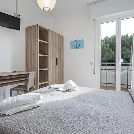 Hotel Astrid 3*